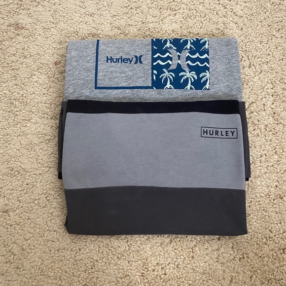 2 Boys Hurley T-Shirts - Picture 2 of 2